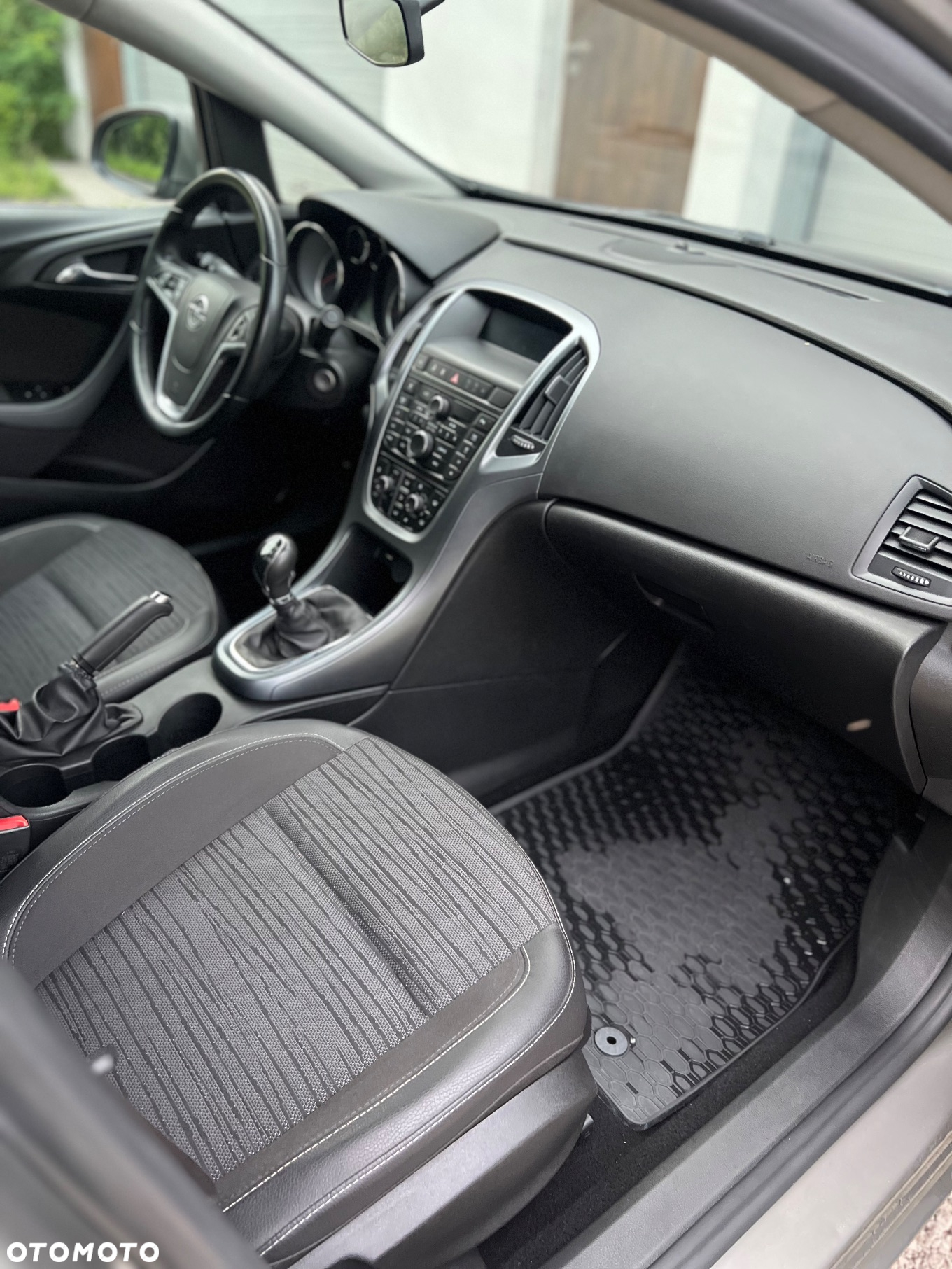Opel Astra IV 1.4 T Business S&S - 23