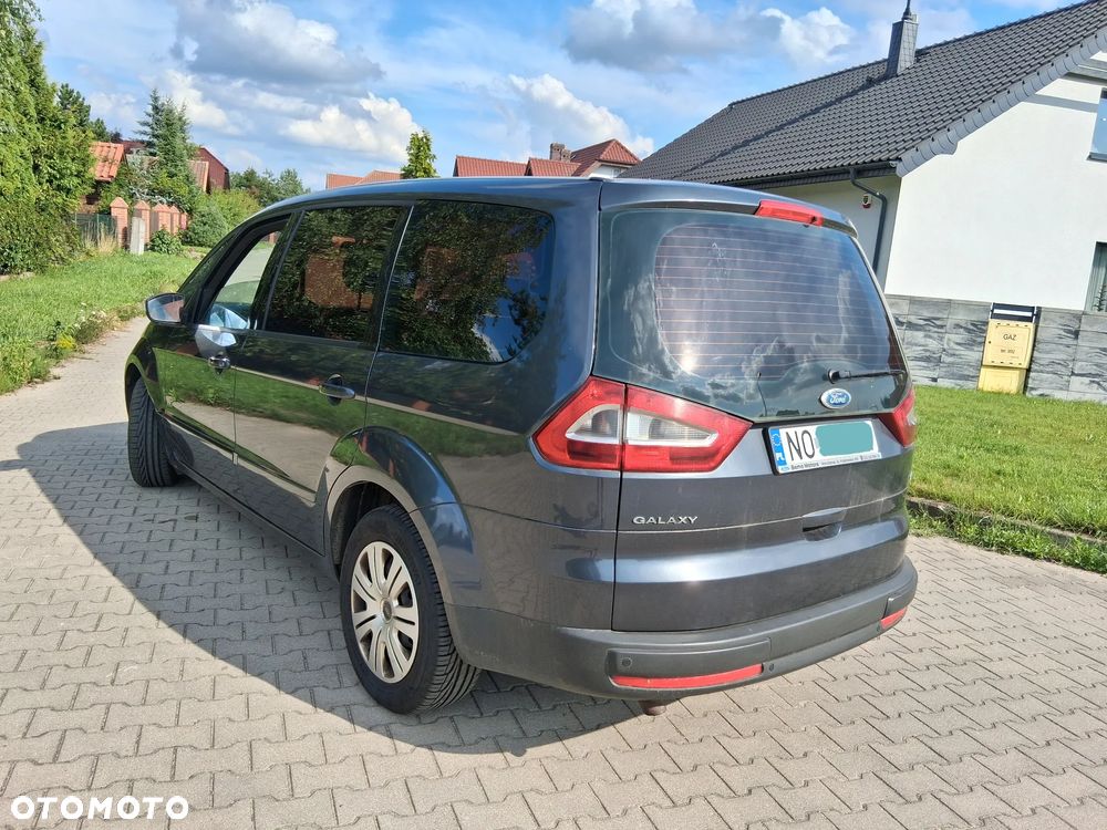 Ford Galaxy 2.0 TDCi Ambiente - 5