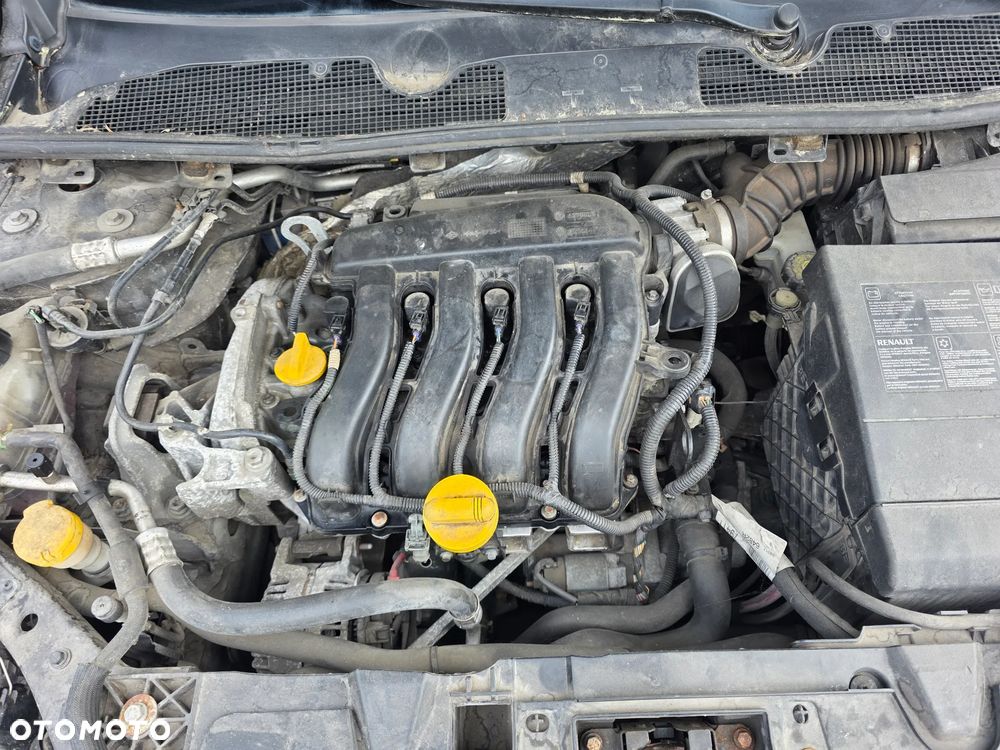 Renault Megane 1.6 16V 110 Expression - 6