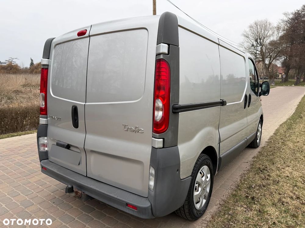 Renault TRAFIC - 5