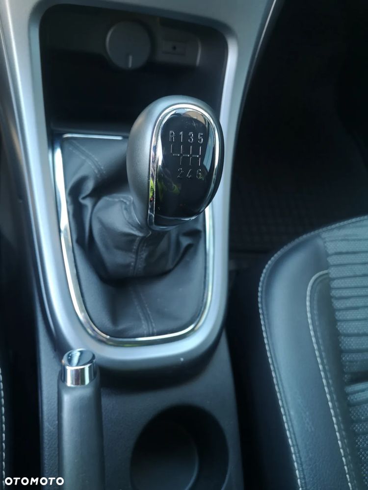 Opel Astra 1.4 T Enjoy - 19