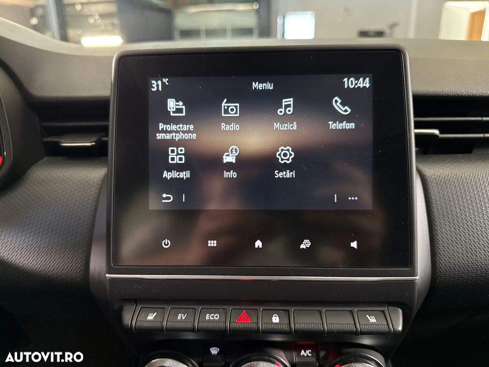 Renault Clio - 20