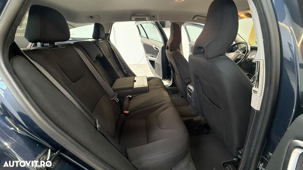 Volvo V60 - 9