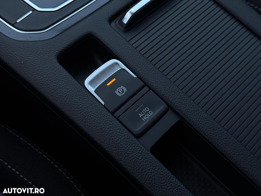 Volkswagen Passat - 27