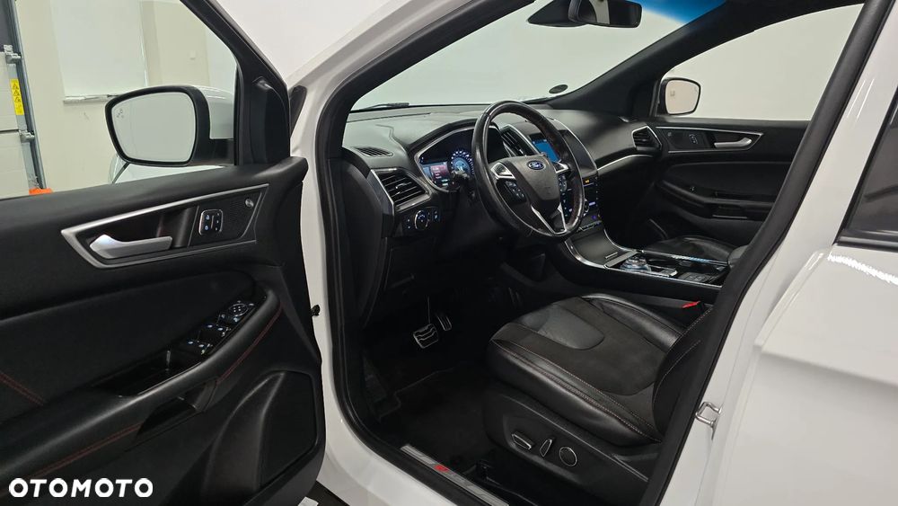 Ford Edge 2.0 EcoBlue Twin-Turbo 4WD ST-Line - 32
