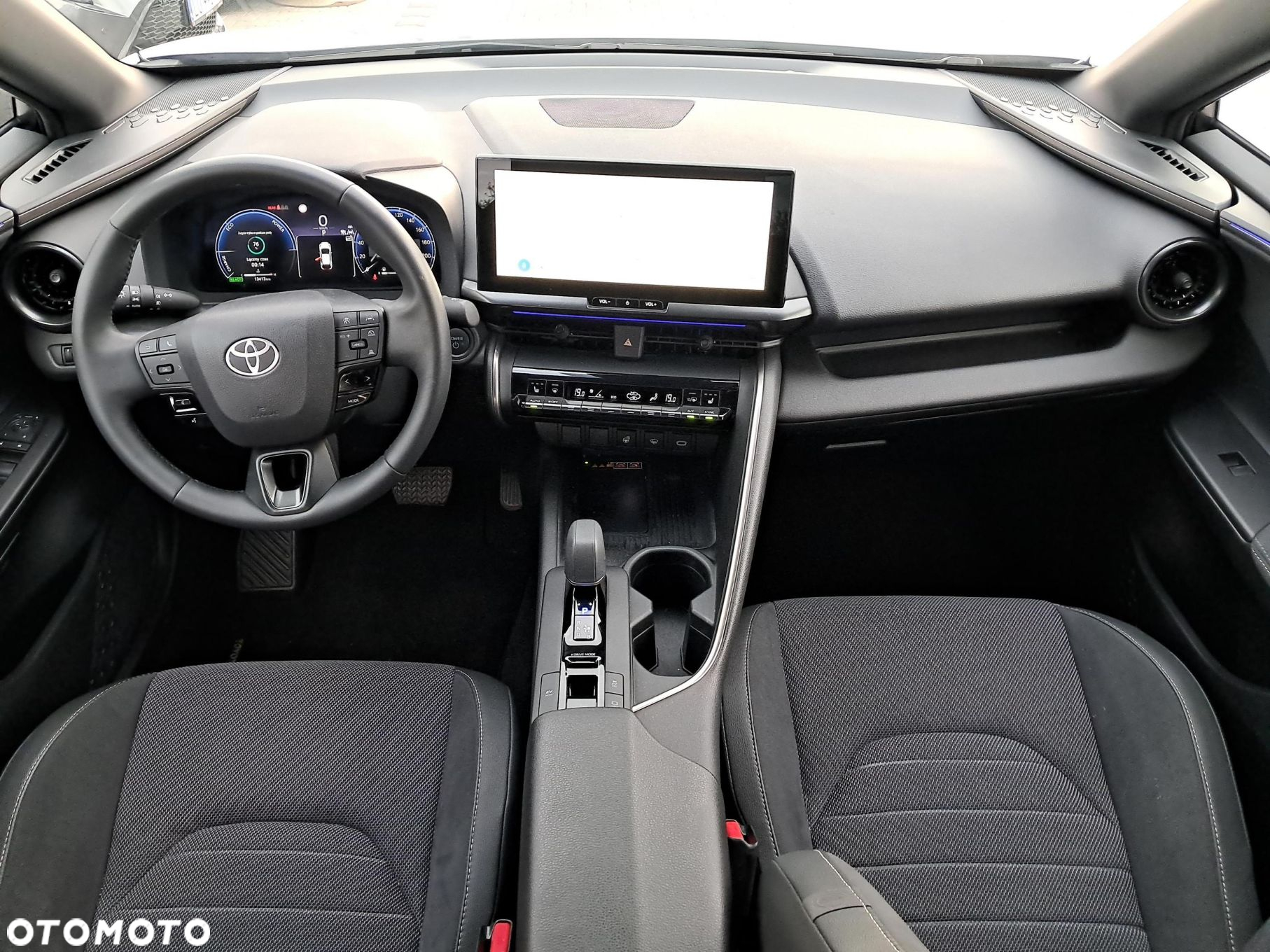 Toyota C-HR - 12