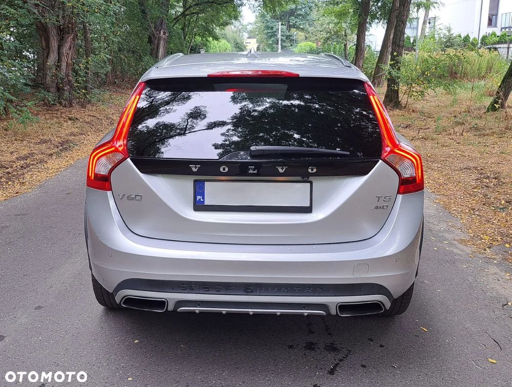 Volvo V60 T5 Drive-E Summum - 6