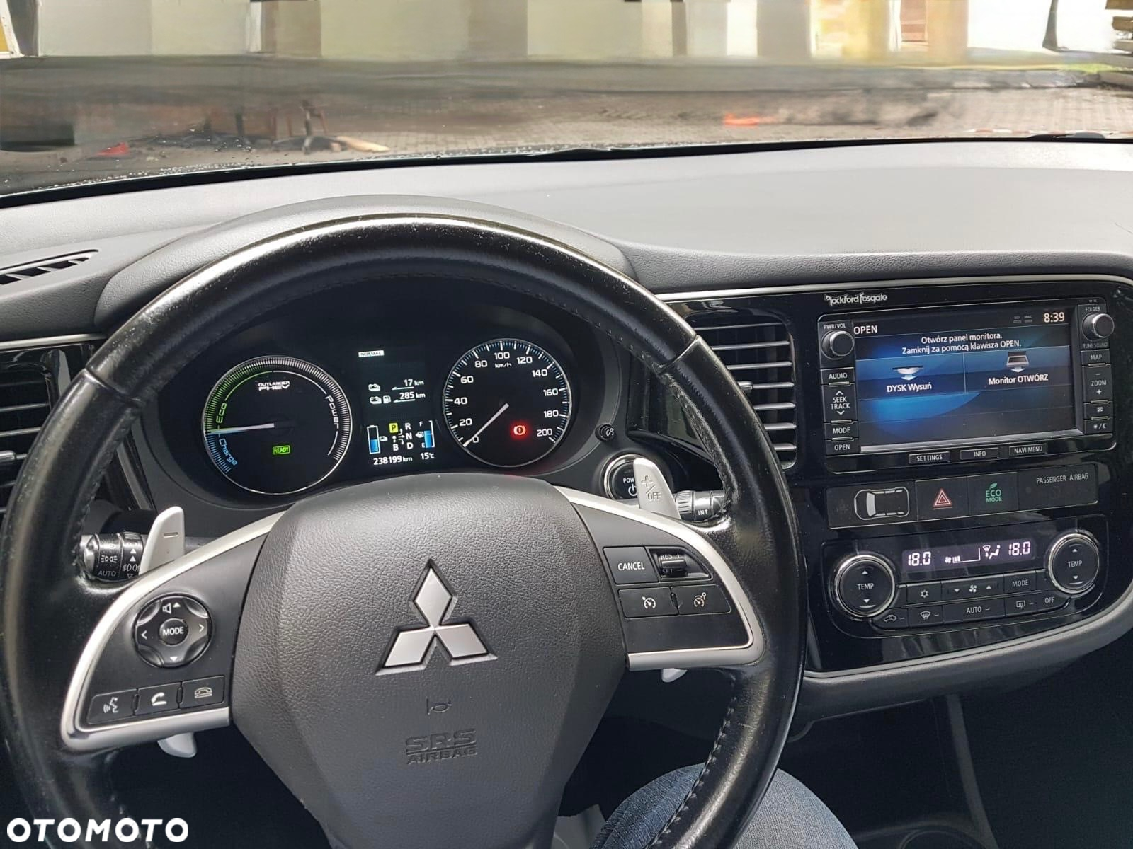 Mitsubishi Outlander 2.0 4WD Plug-In Hybrid - 5