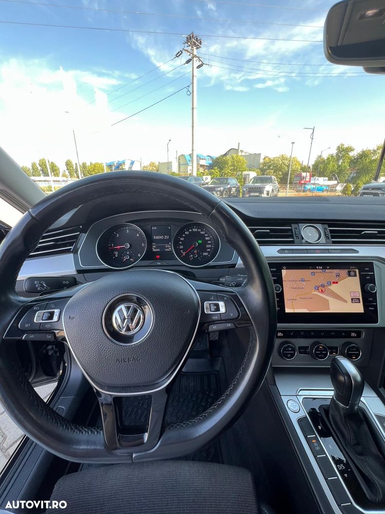 Volkswagen Passat 2.0 TDI DSG (BlueMotion Technology) Comfortline - 10