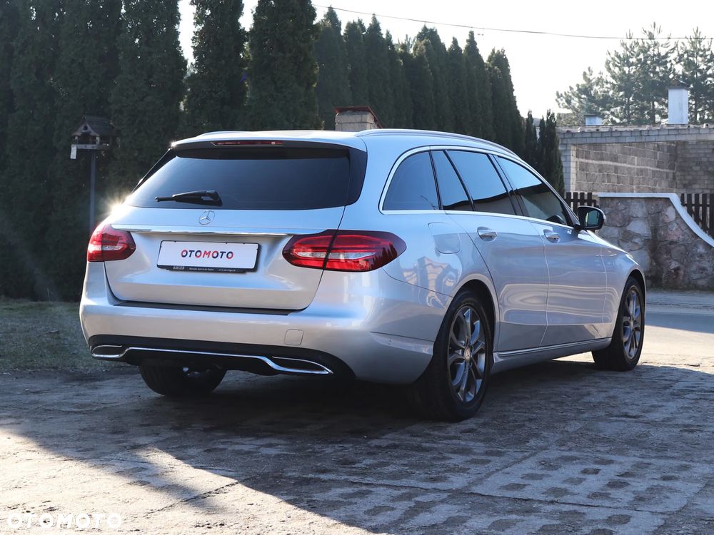 Mercedes-Benz Klasa C 180 Avantgarde - 15