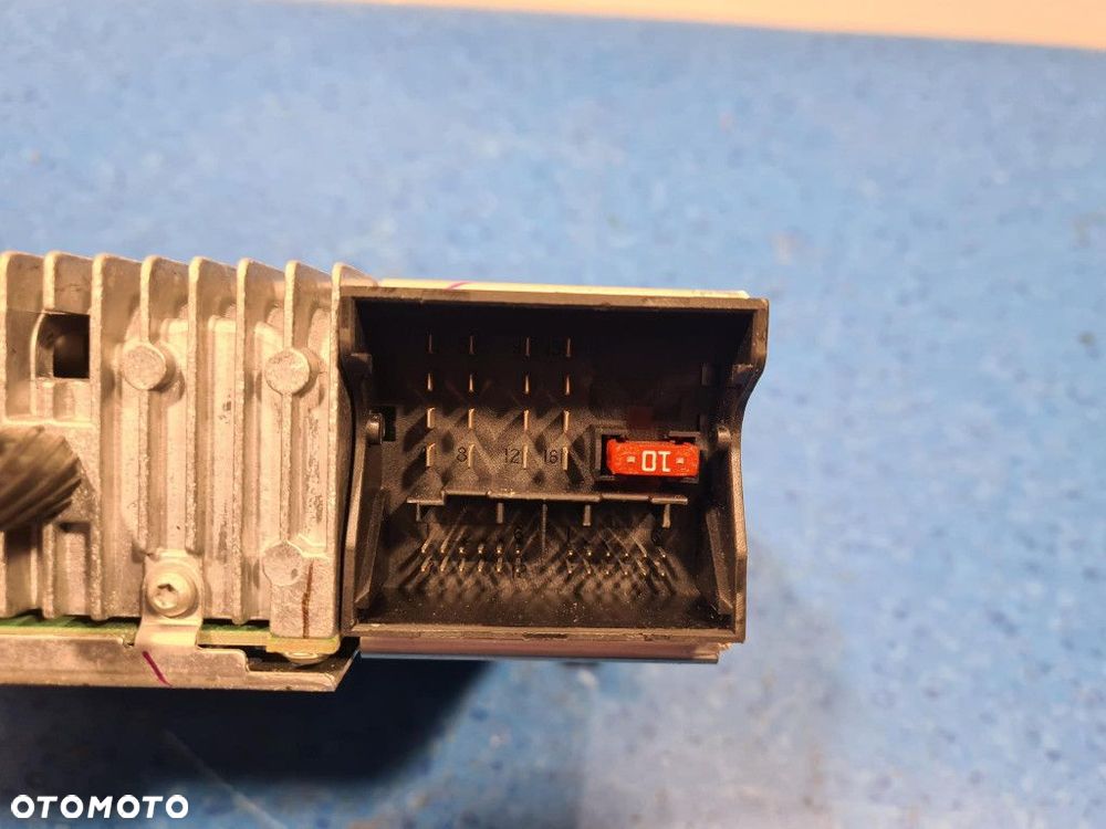 BMW 320I E90 RADIO 6932798011 475 - 8