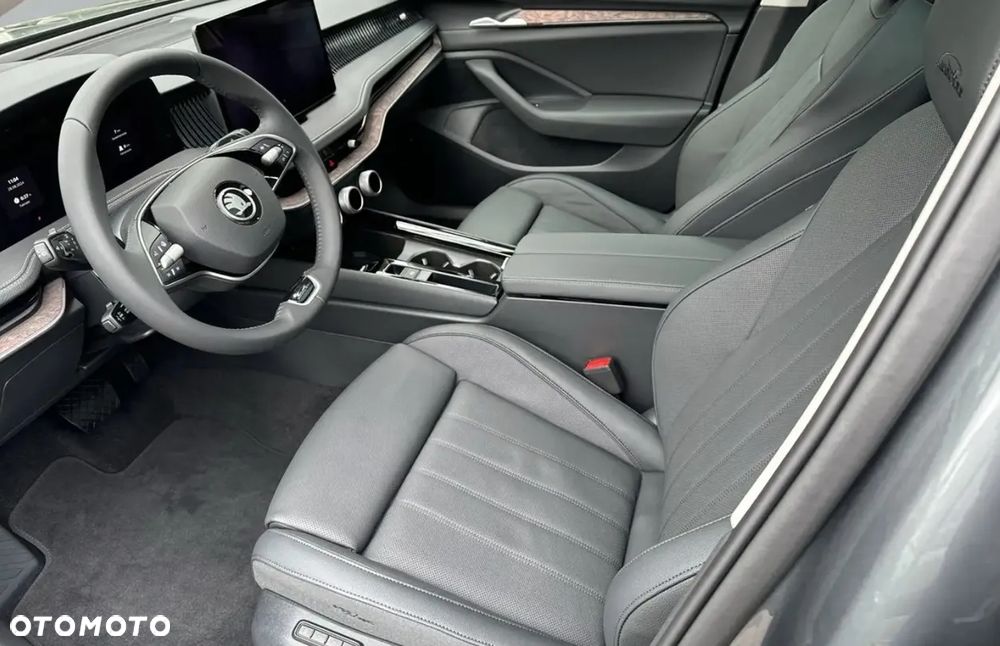 Skoda Superb 2.0 TDI SCR 4x4 L&K DSG - 6