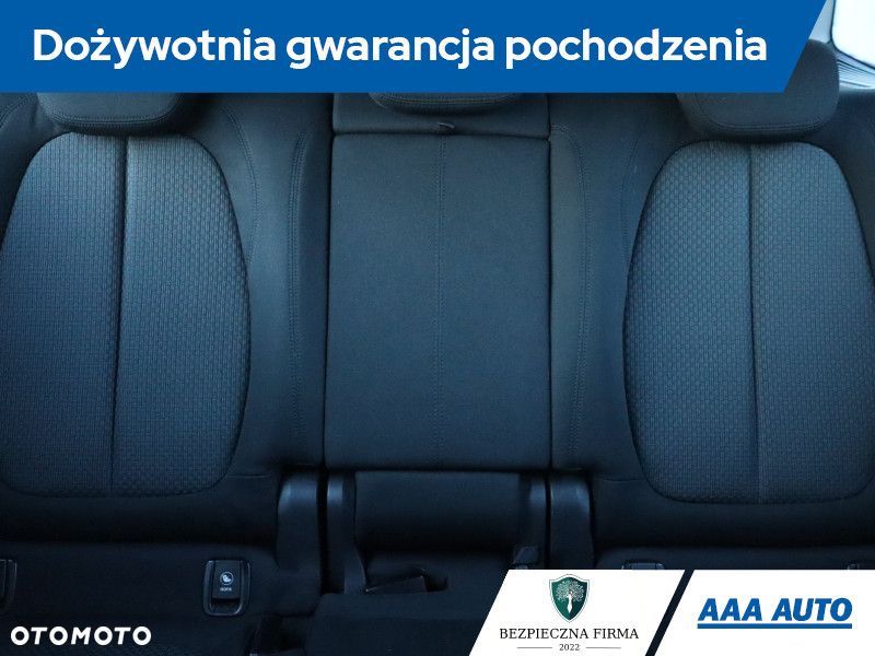 BMW Seria 2 - 12