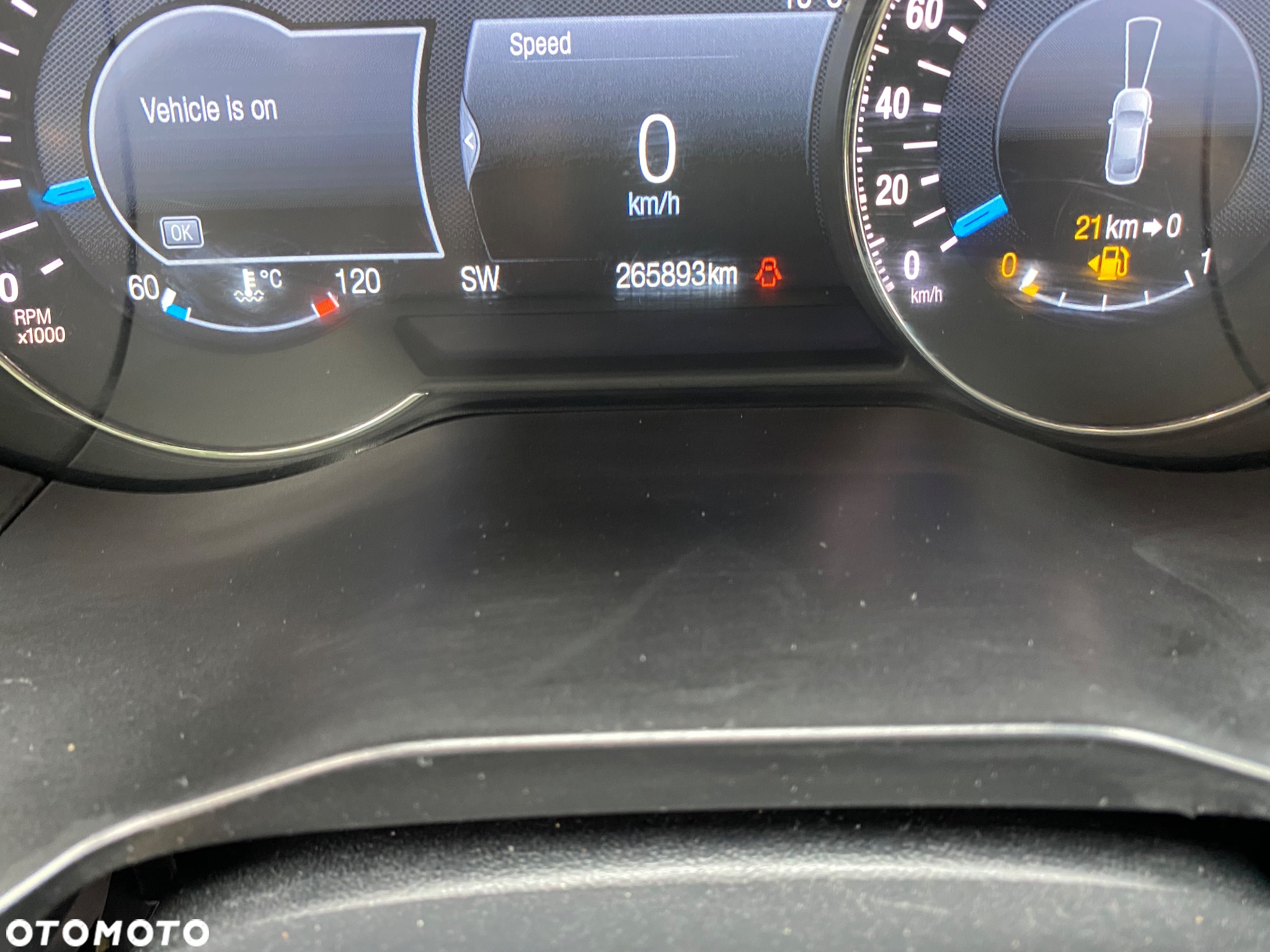 Ford Galaxy 2.0 TDCi Titanium - 17
