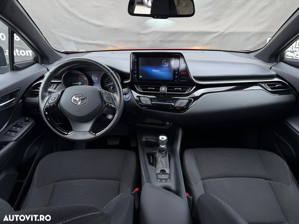 Toyota C-HR - 4