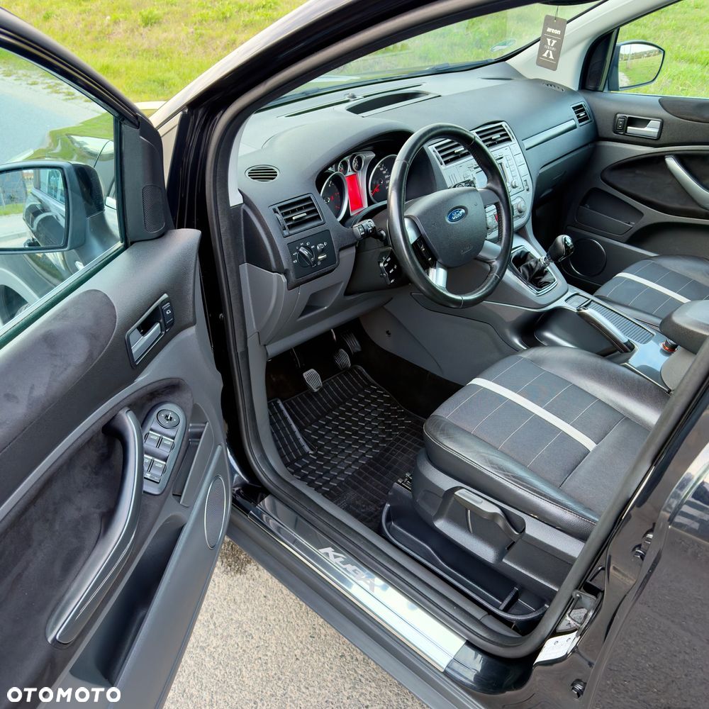 Ford Kuga 2.0 TDCi 4x4 Titanium - 8