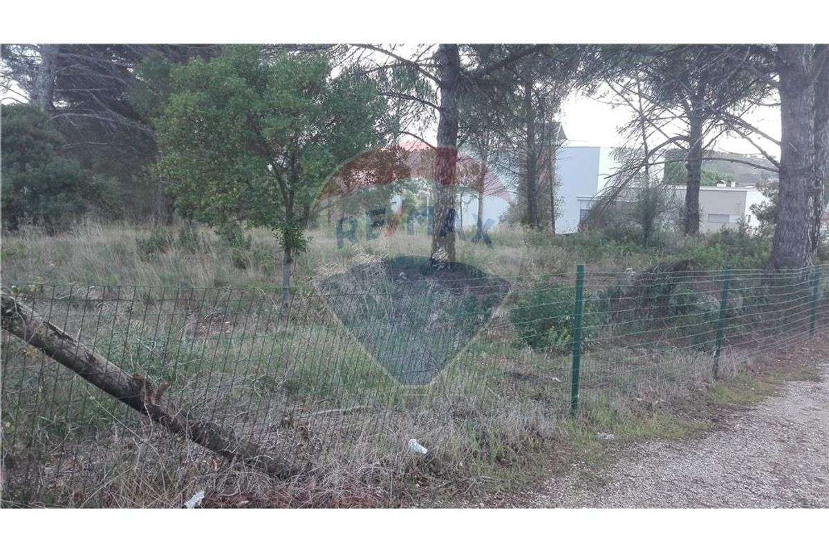 Terreno para construção - Grande imagem: 2/7