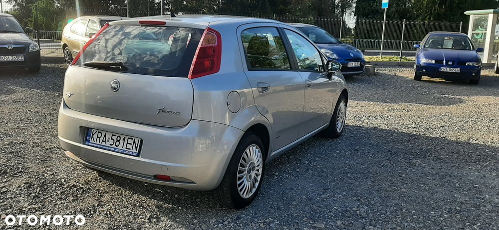 Fiat Grande Punto - 4
