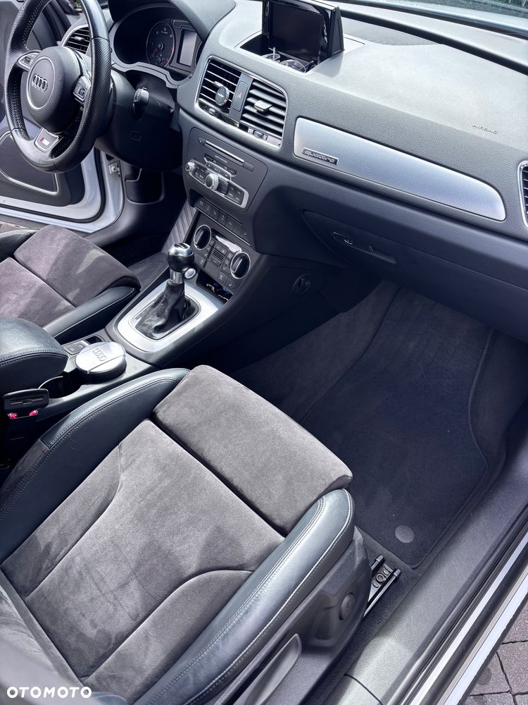 Audi Q3 2.0 TDI Quattro S tronic sport - 11