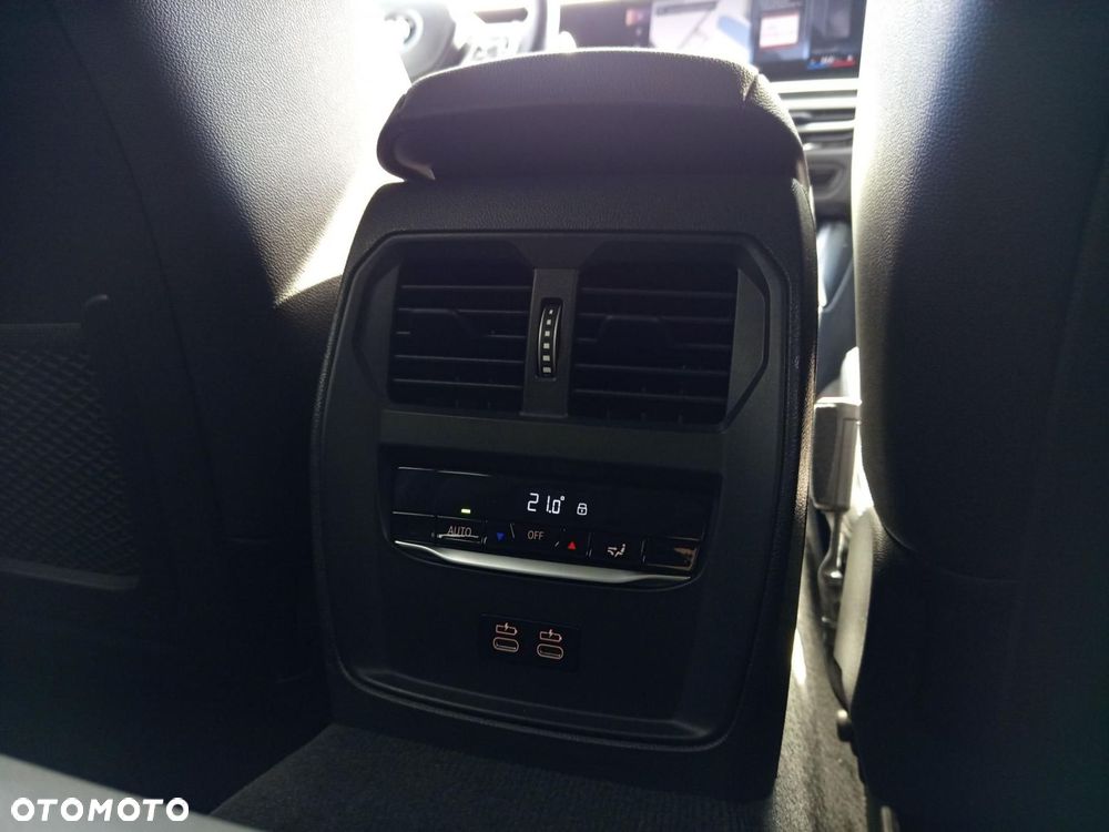BMW Seria 3 - 21