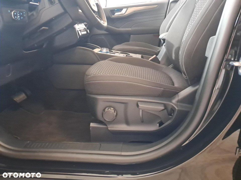 Ford Kuga - 13