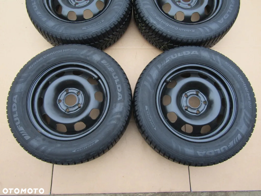 4x Felgi Koła 16 Dacia Duster OE I II / 6,5j 5x114,3 ET50 Opony 215/65 - 6