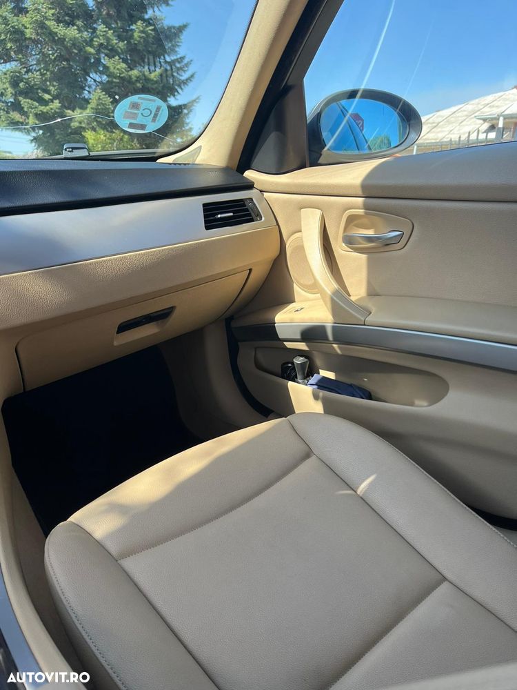 BMW Seria 3 320i Aut. - 8