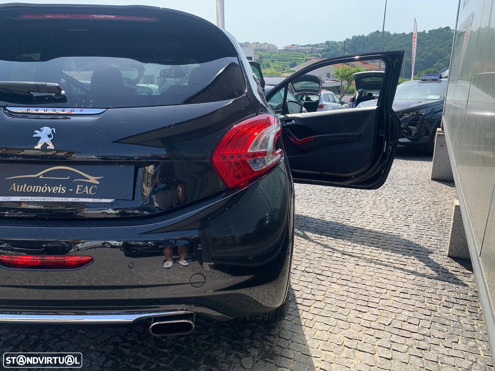 Peugeot 208 1.6 THP GTi - 13