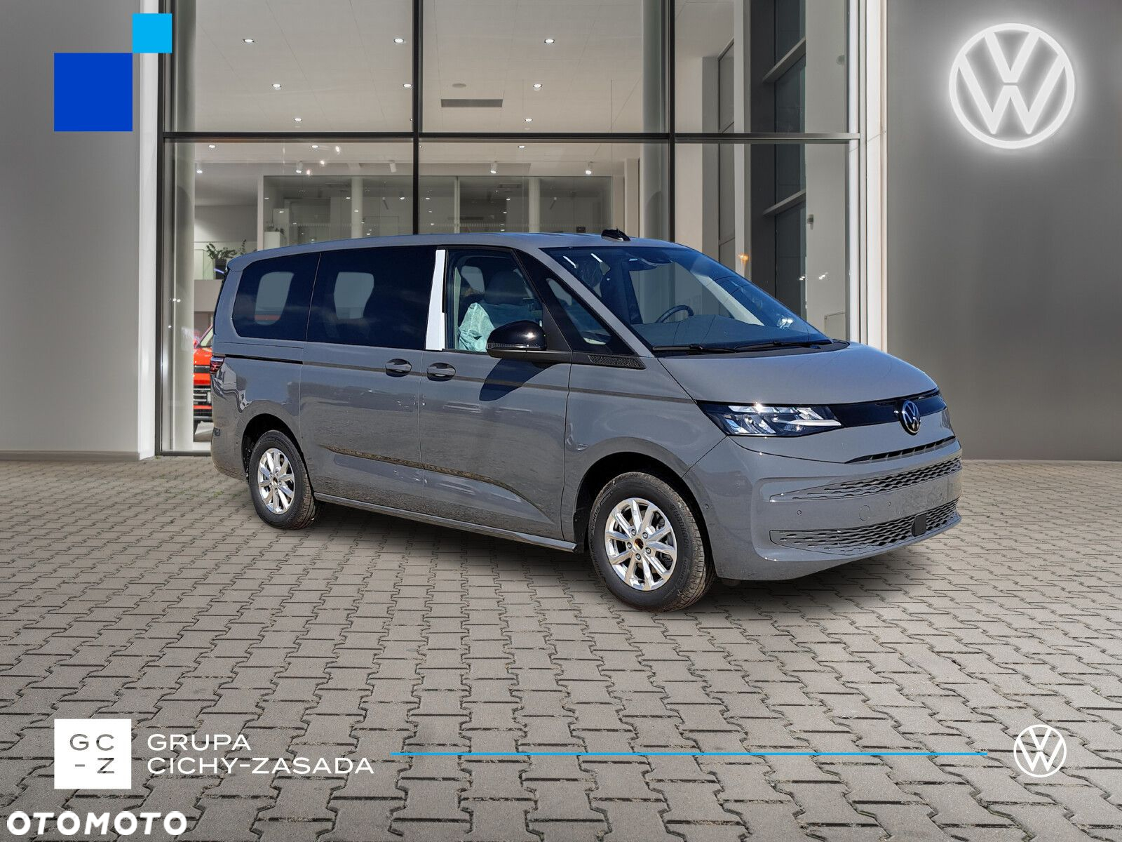 Volkswagen multivan Family L2 silnik: 2,0 l TDI SCR 150 KM / skrzynia biegów: 7-biegowa DSG rozstaw osi: 3124 mm - 7