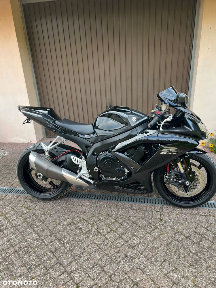 Suzuki GSX-R - 2