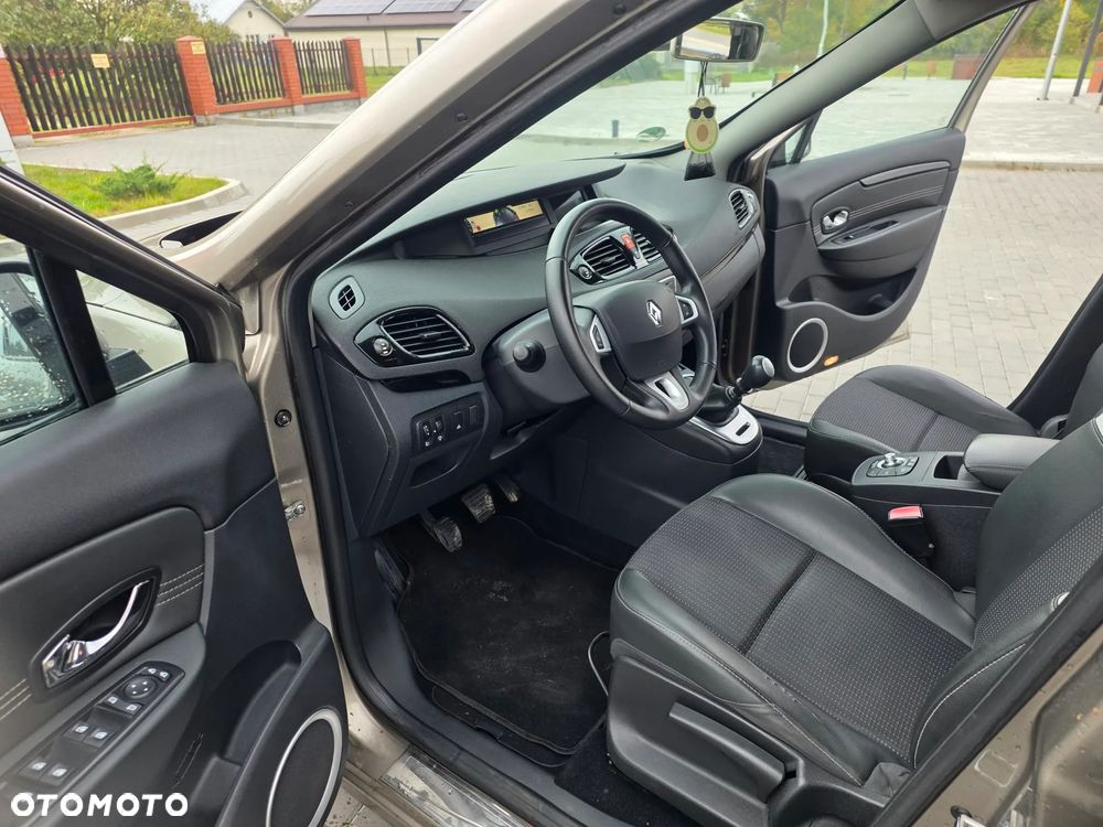 Renault Scenic - 19