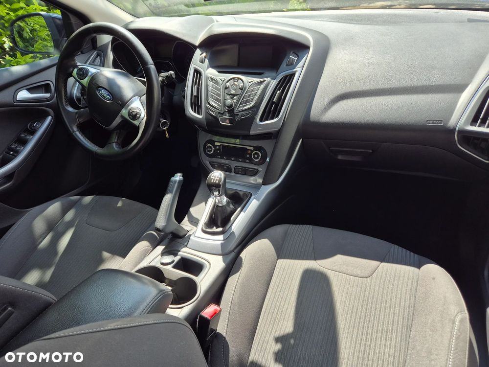 Ford Focus 1.0 EcoBoost Titanium - 4