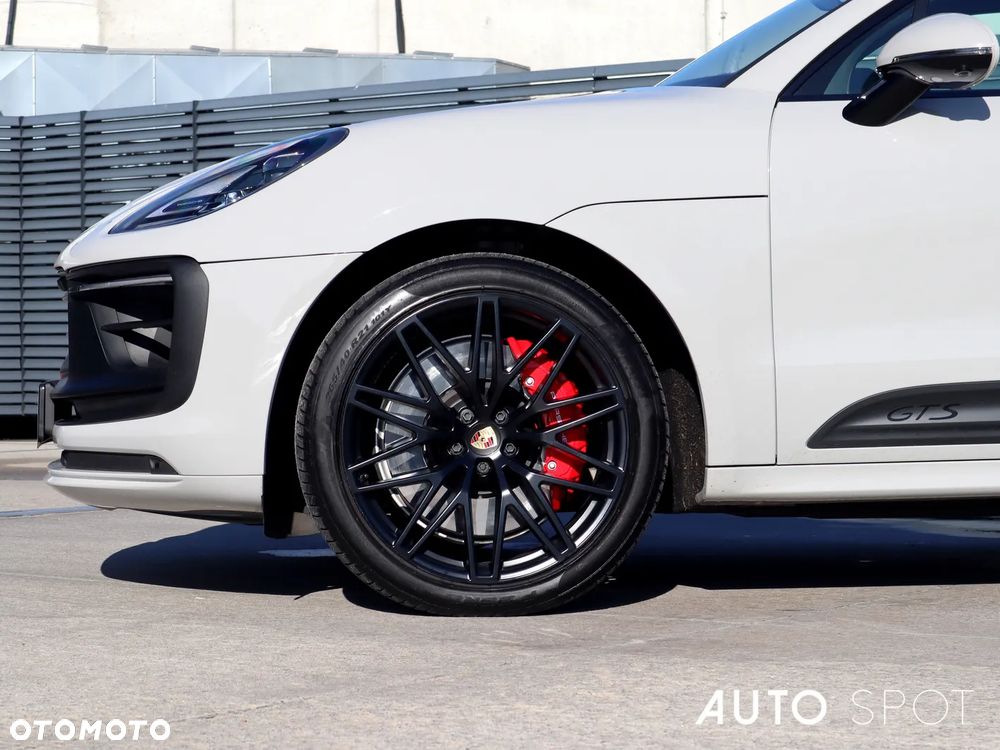 Porsche Macan GTS - 3