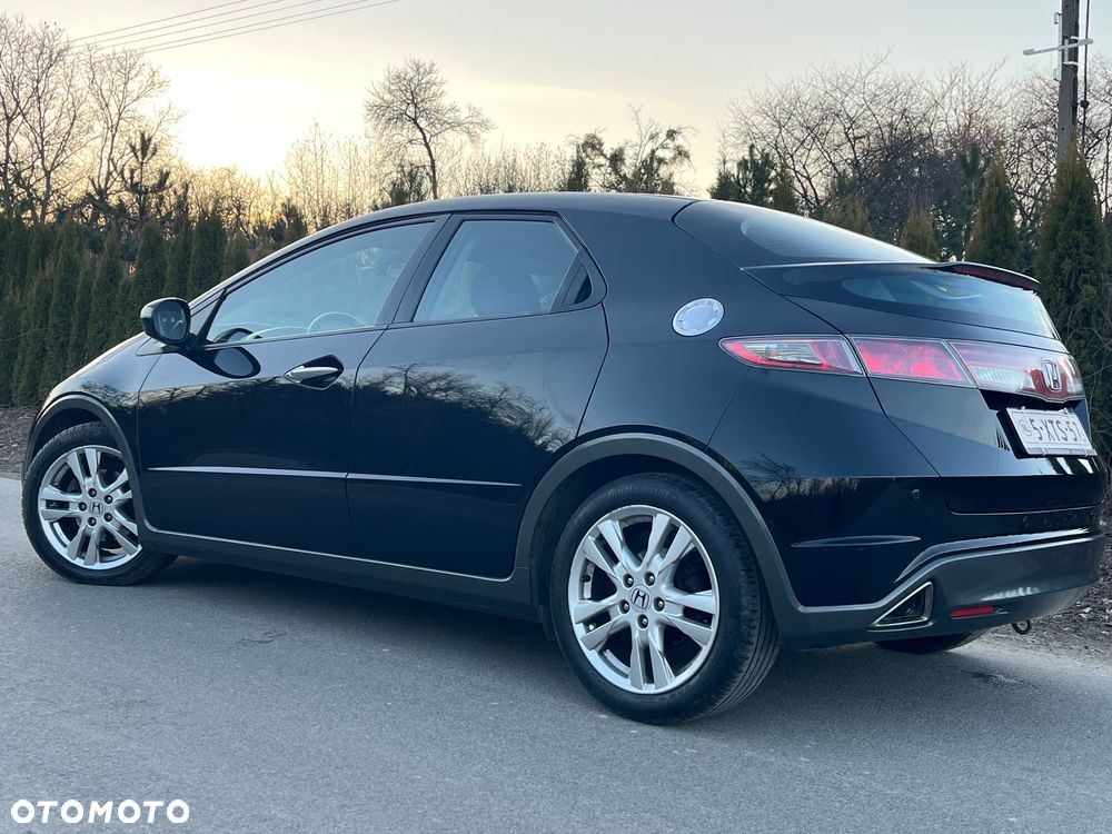 Honda Civic 1.8i-VTEC Executive - 2