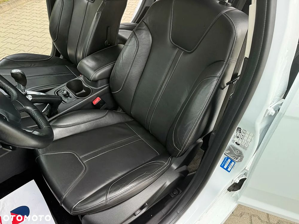 Ford Focus 1.6 EcoBoost Titanium - 32