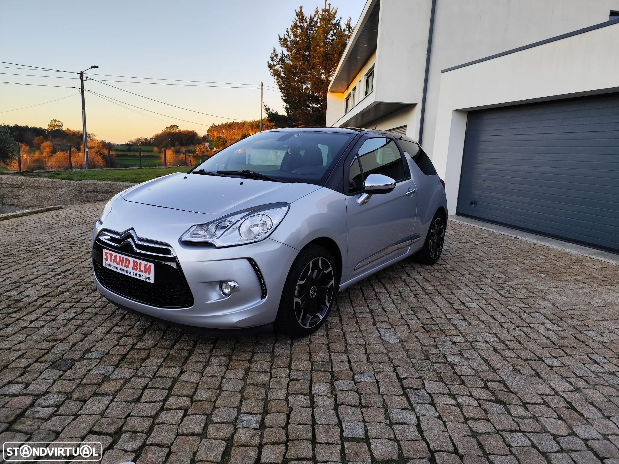 Citroën DS3 1.6 HDi Airdream So Chic - 1