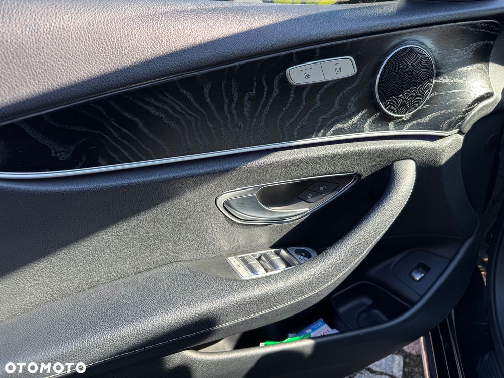 Mercedes-Benz Klasa E 220 d 9G-TRONIC - 9