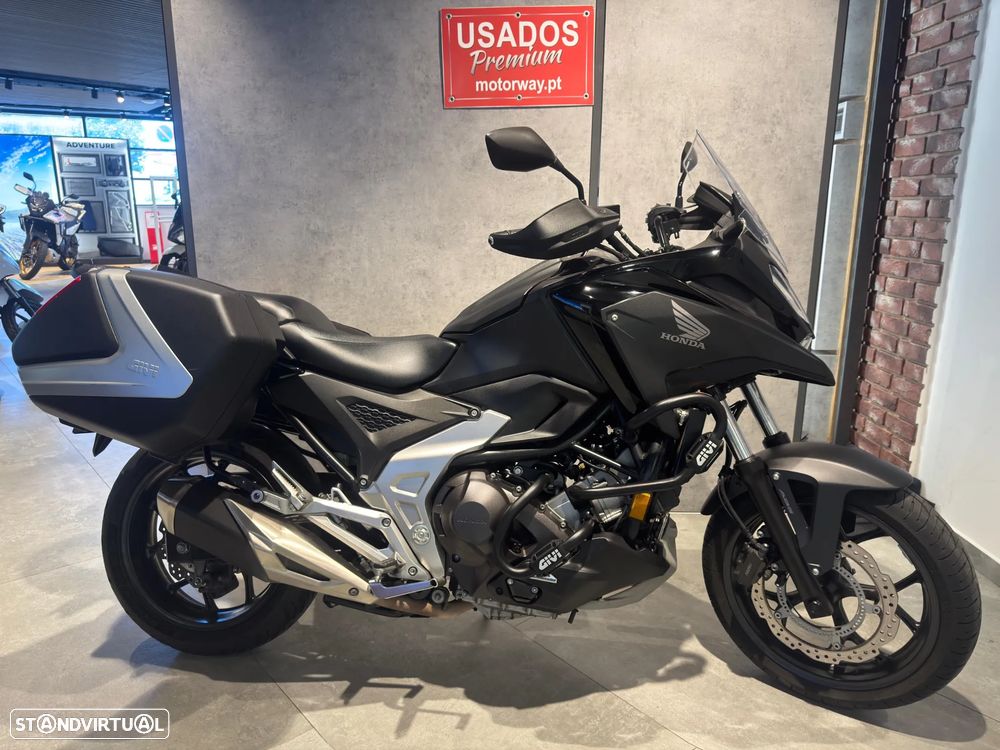 Honda NC750X NC750X DCT - 1