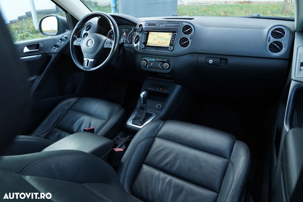 Volkswagen Tiguan 2.0 TDI DPF 4Motion BlueMotion Technology DSG Sport & Style - 11