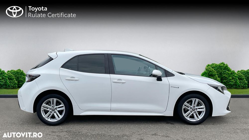 Toyota Corolla 1.8 HSD Dynamic - 8