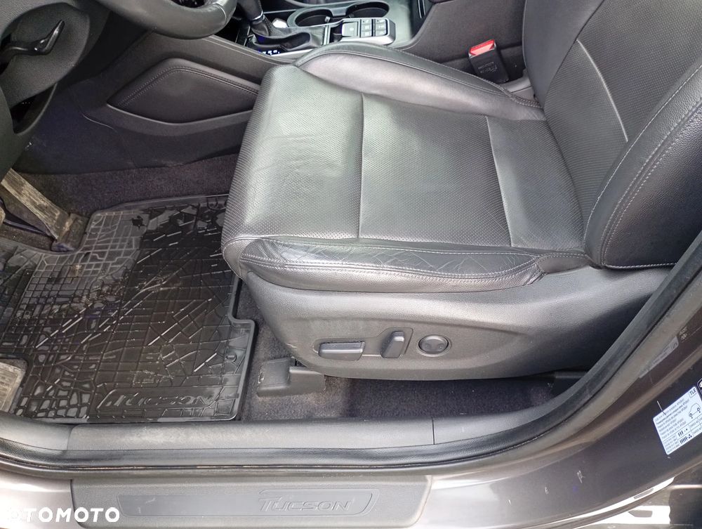 Hyundai Tucson 2.0 CRDI 4WD Automatik Premium - 10