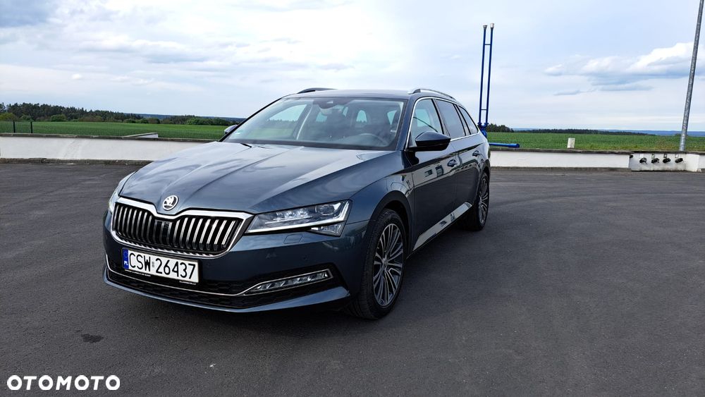 Skoda Superb 2.0 TDI DSG Premium Edition - 1