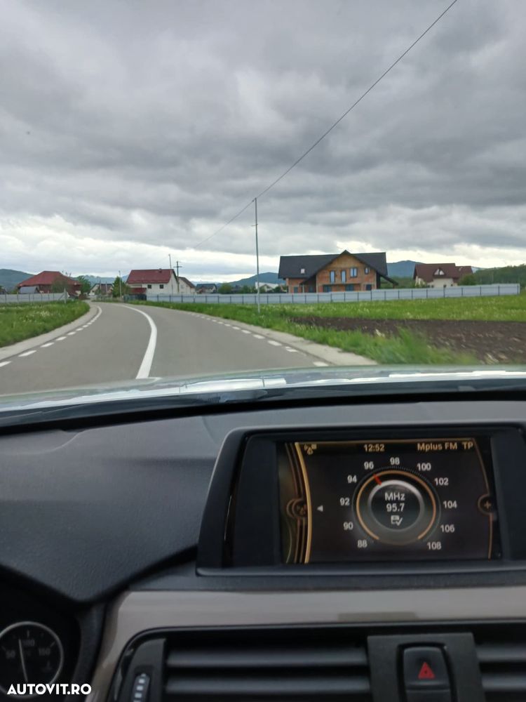 BMW Seria 3 ver-320d - 14