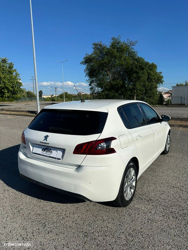 Peugeot 308 1.2 PureTech Style - 8