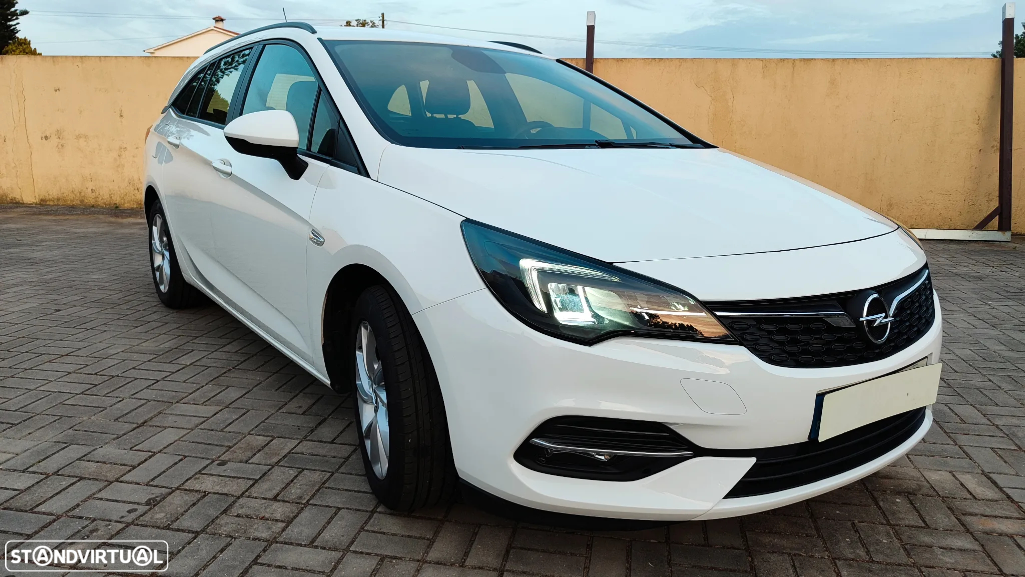 Opel Astra Sports Tourer 1.2 Turbo Start/Stop Sports Tourer - 3