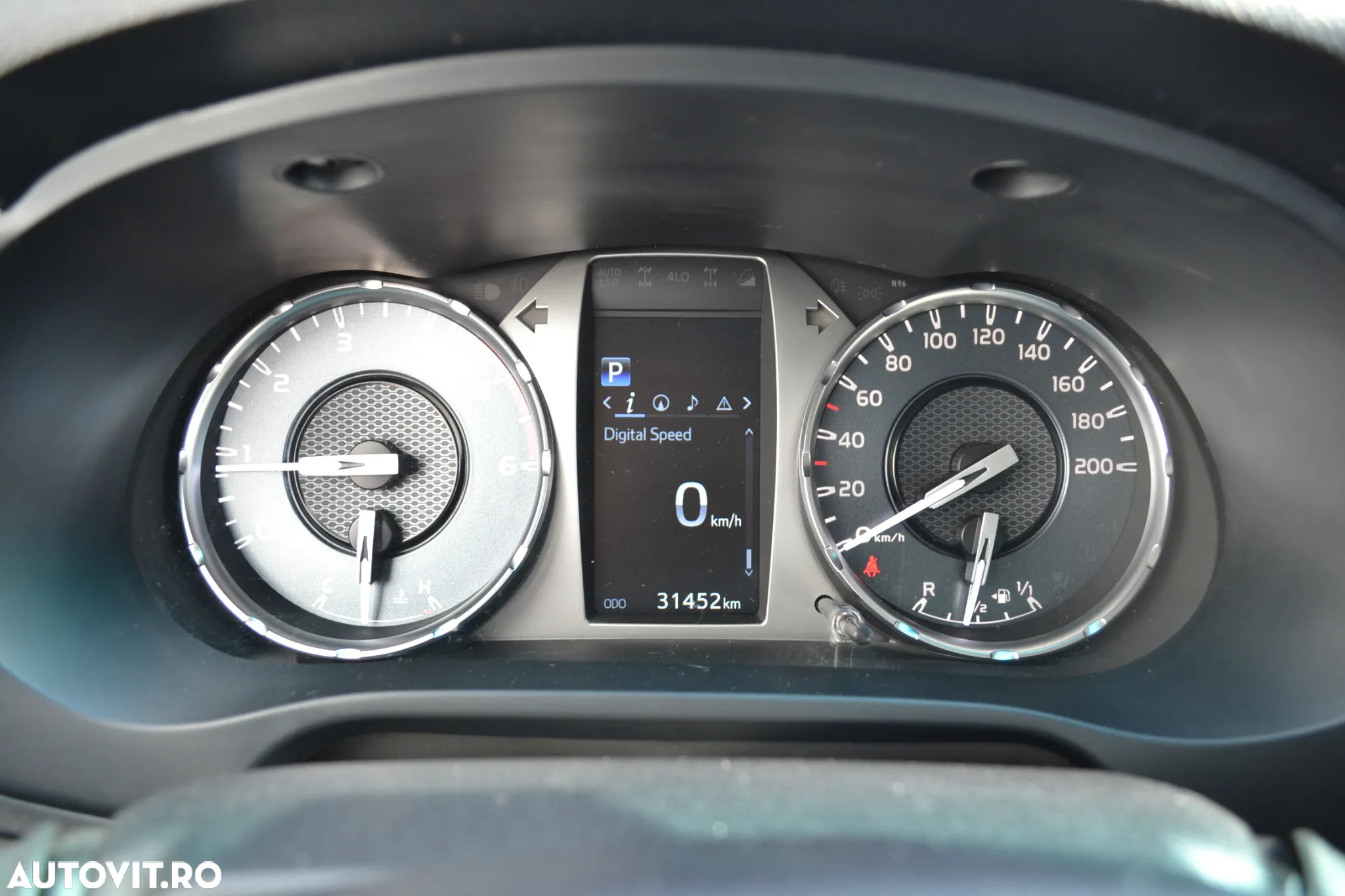 Toyota Hilux Double Cab 2.8D4D Comfort - 16