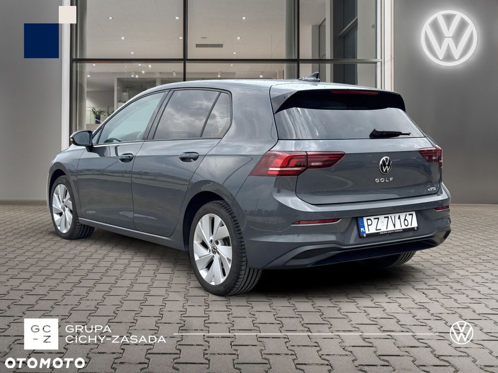 Volkswagen Golf - 4