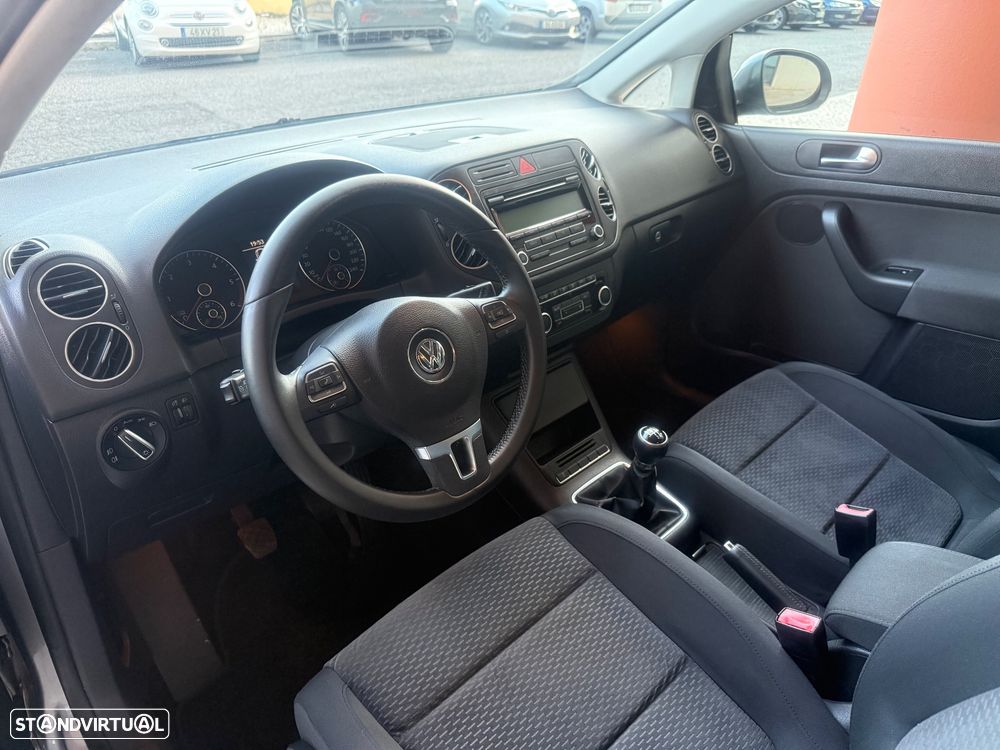 VW Golf Plus 1.6 TDi Highline - 24