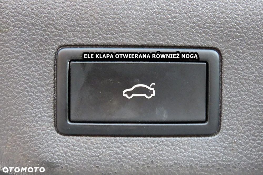 Volkswagen Multivan - 18