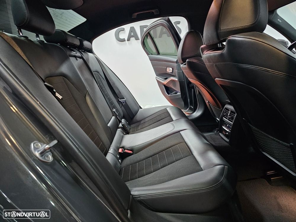 BMW 320 d Pack M Auto - 13